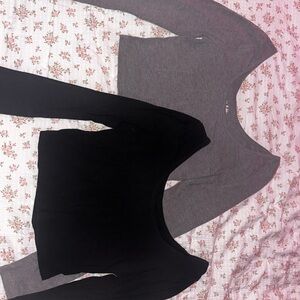 Long Sleeve Scoop Neck Top - Black